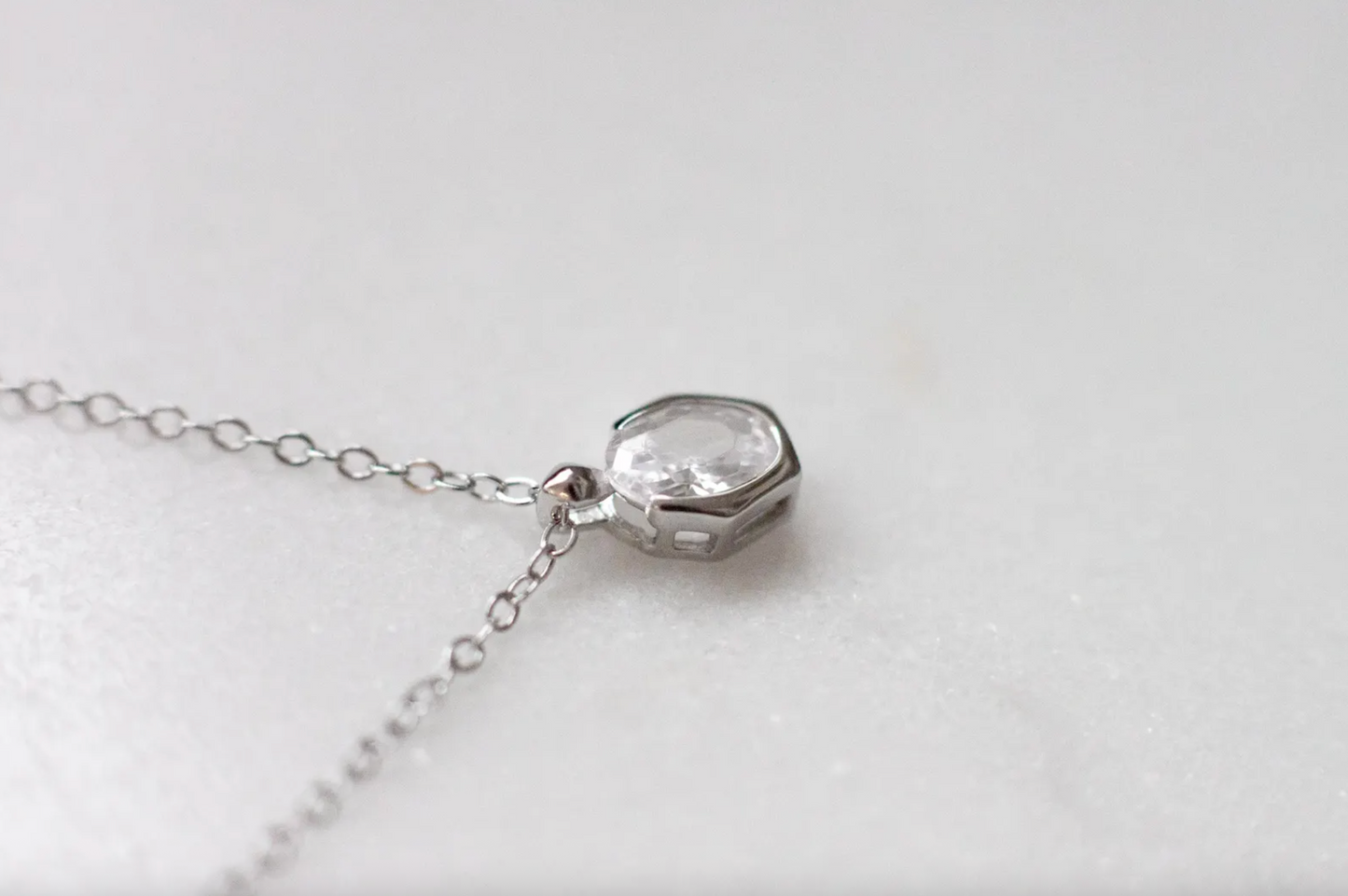 Minimalist Dainty Silver Cubic Zirconia Necklace