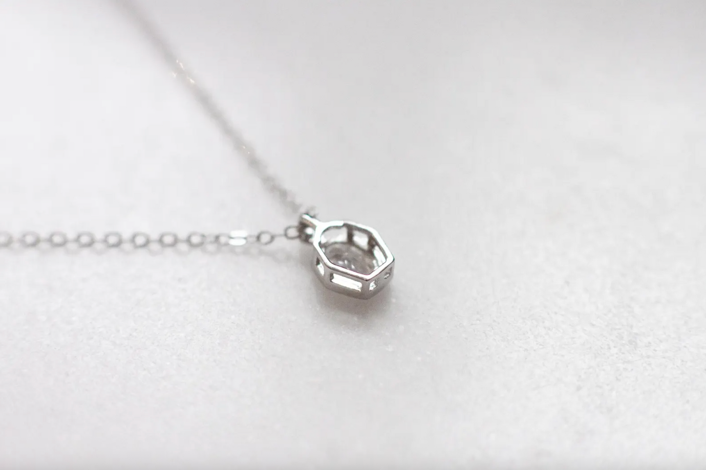 Minimalist Dainty Silver Cubic Zirconia Necklace