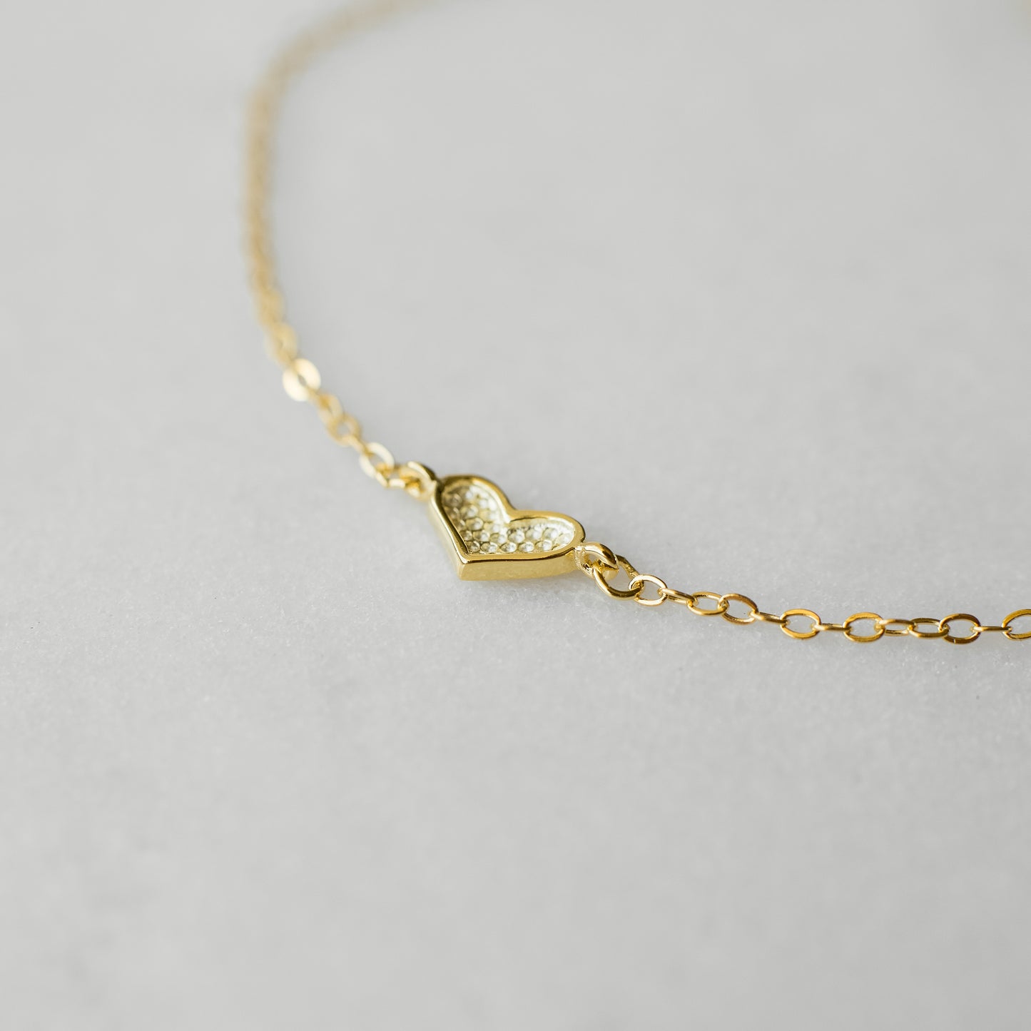 Dainty Gold Heart Bracelet