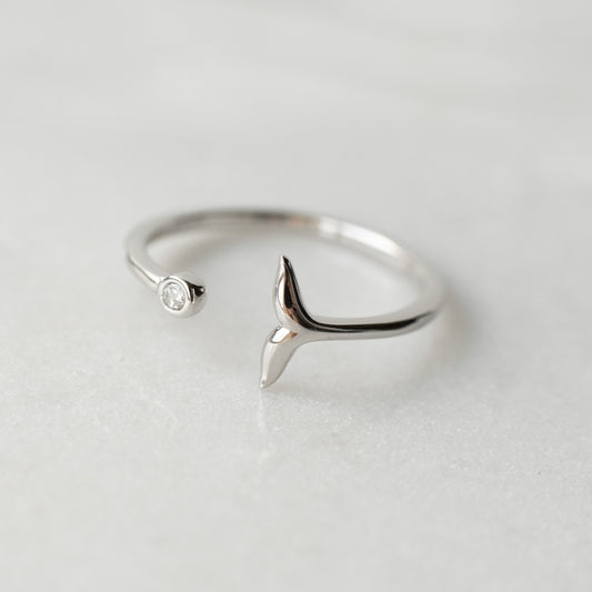 Dainty tail ring in 925 sterling silver