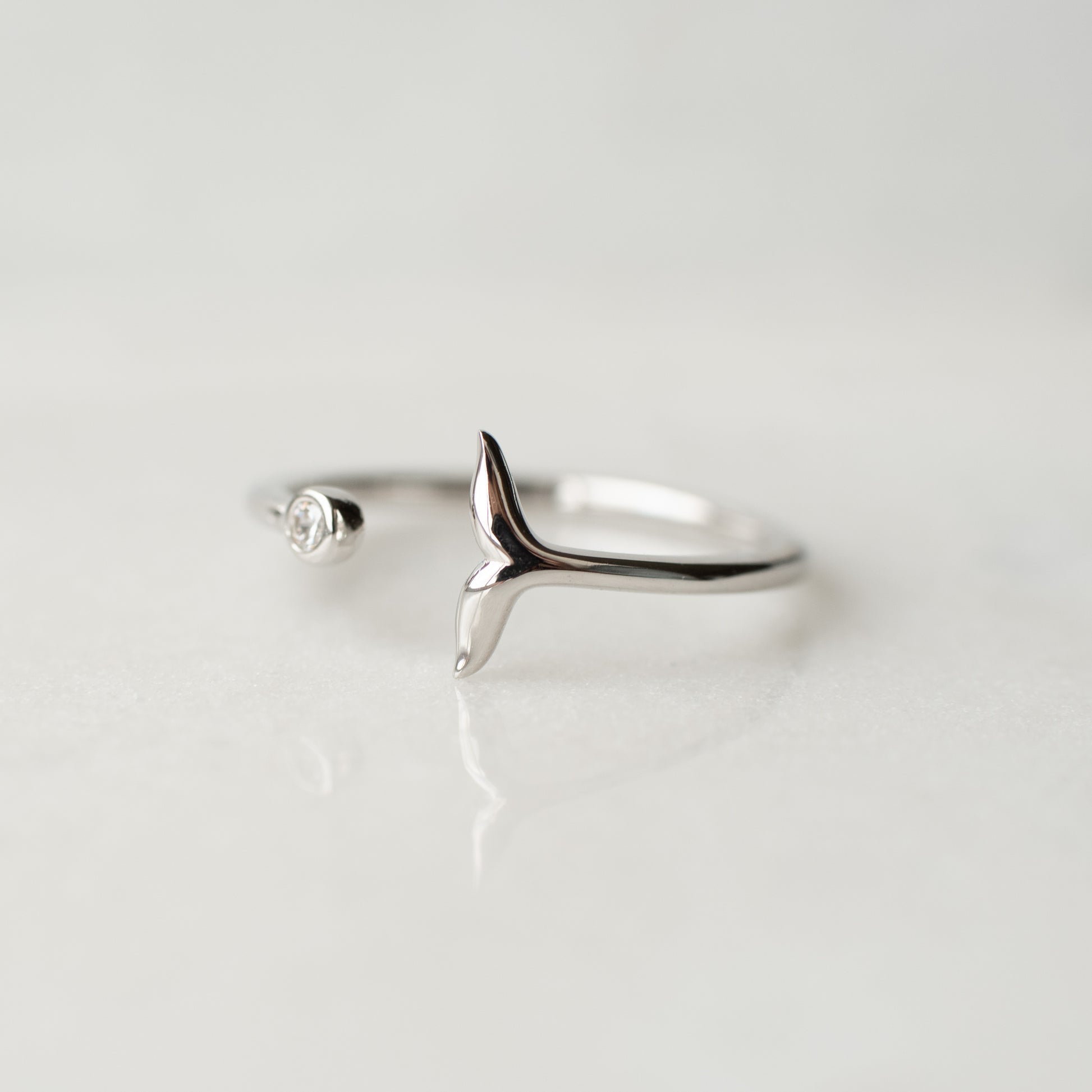 Dainty tail ring in 925 sterling silver
