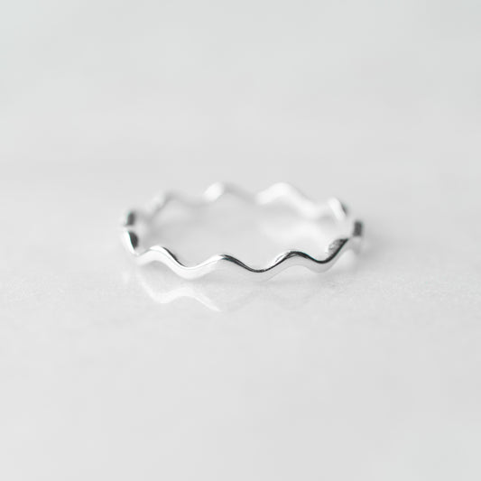 Nalu wave ring in 925 sterling silver