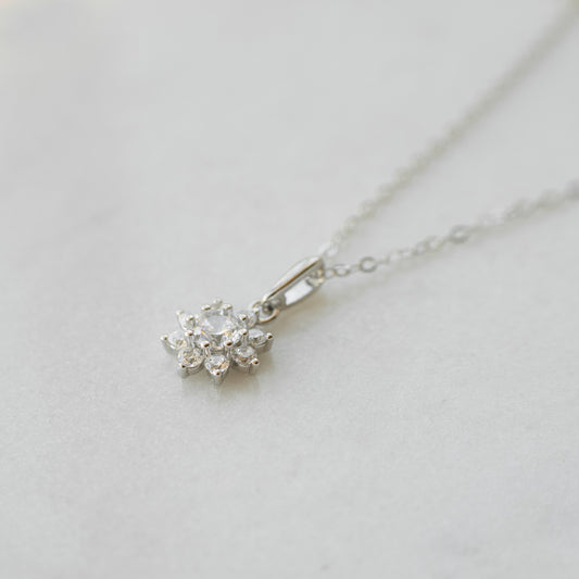 Dainty Silver Cubic Zirconia Flower Necklace