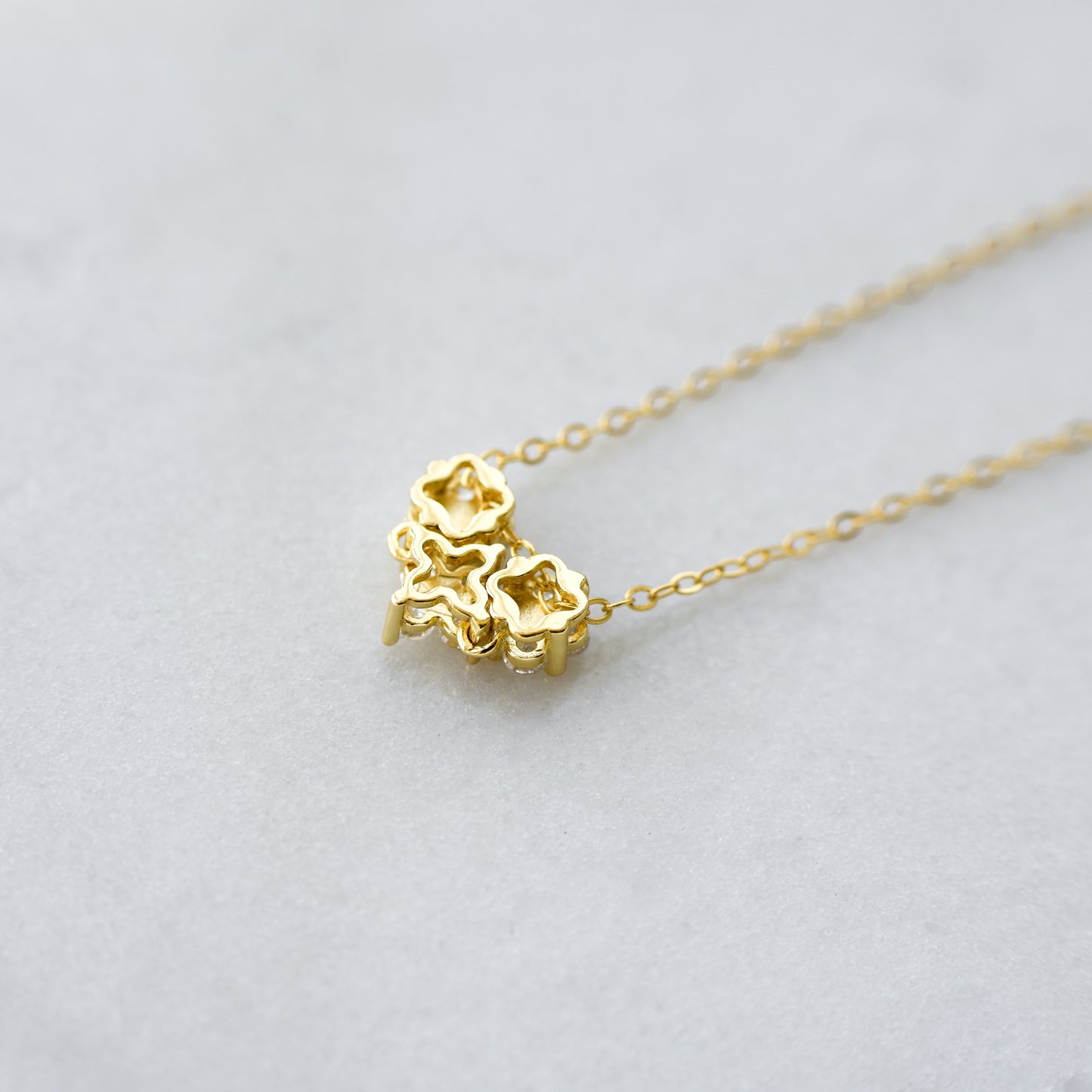 Two-In-One Necklace - Gold Heart Necklace & Flower Drop Necklace