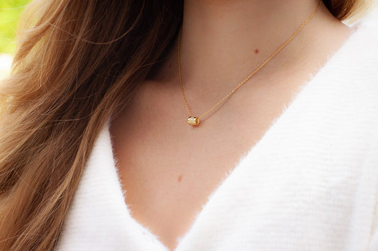 Delicate Gold Cubic Zirconia Cylinder Necklace